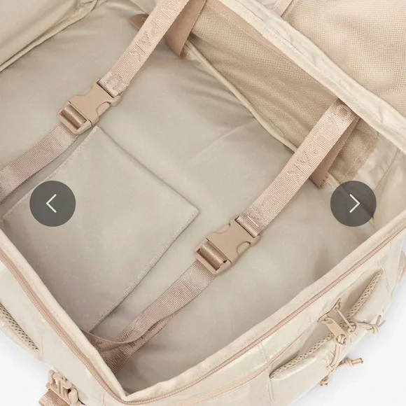 Calpak Terra White Sands 26L Laptop Duffle Backpack - Picture 3 of 6